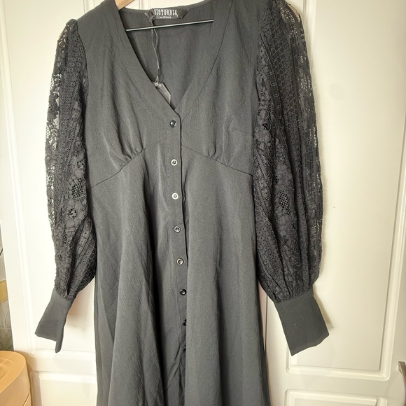 Disturbia Covenant Lace Sleeve Button Up Mini Dress - Picture 4 of 7